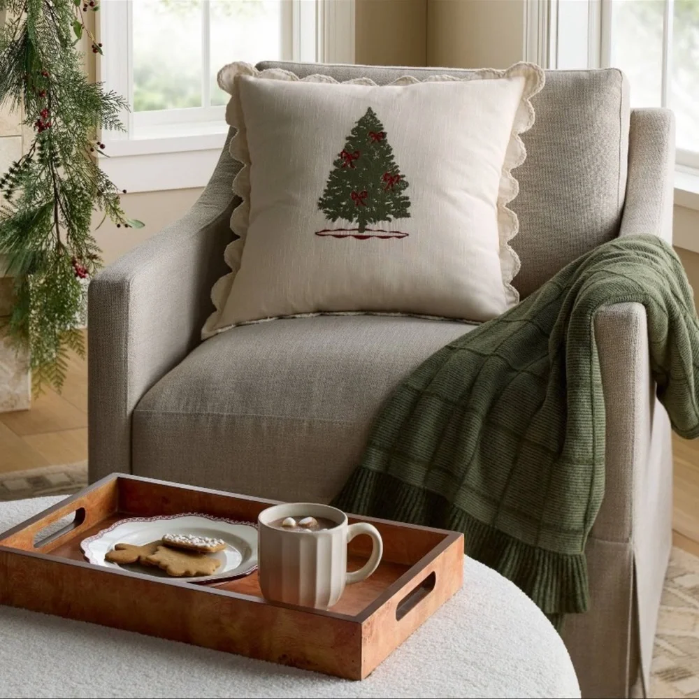 Embroidered tree and scalloped edge Christmas tree pillow - Picture 2 of 5